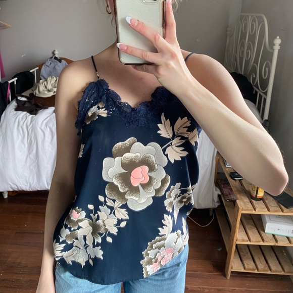 Very moda summer tank! - Picture 2 of 3